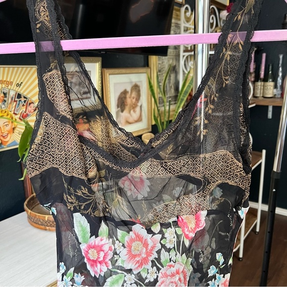 NWT Vintage Guess Silk Floral Dress Size 12 - Picture 8 of 10